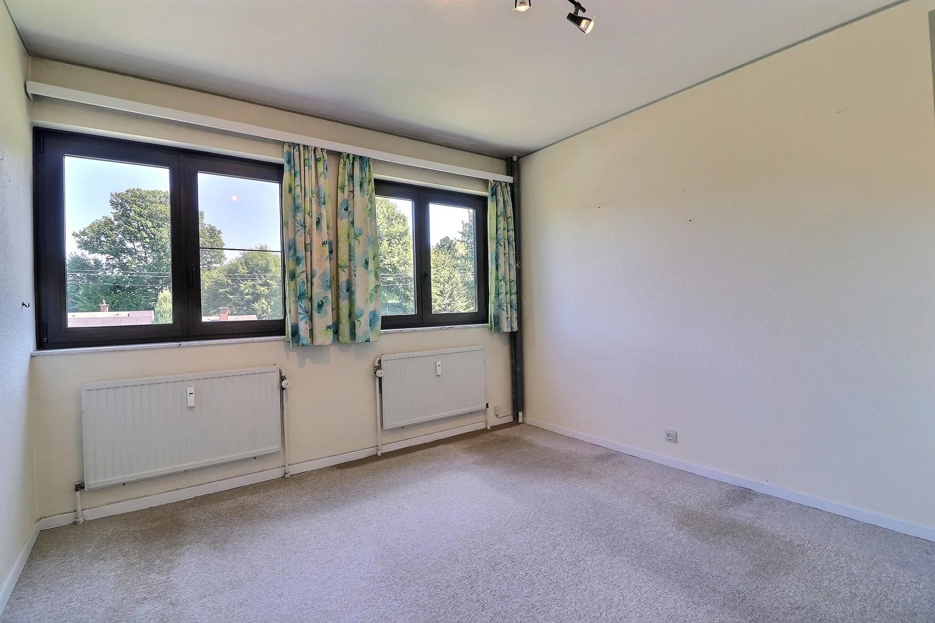 Appartement 2ch avec balcon, double garage et cave — photo 5