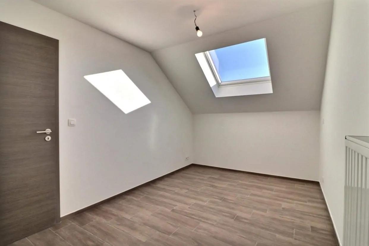 Nieuw appartement met 2 slaapkamers en balkon — foto 4