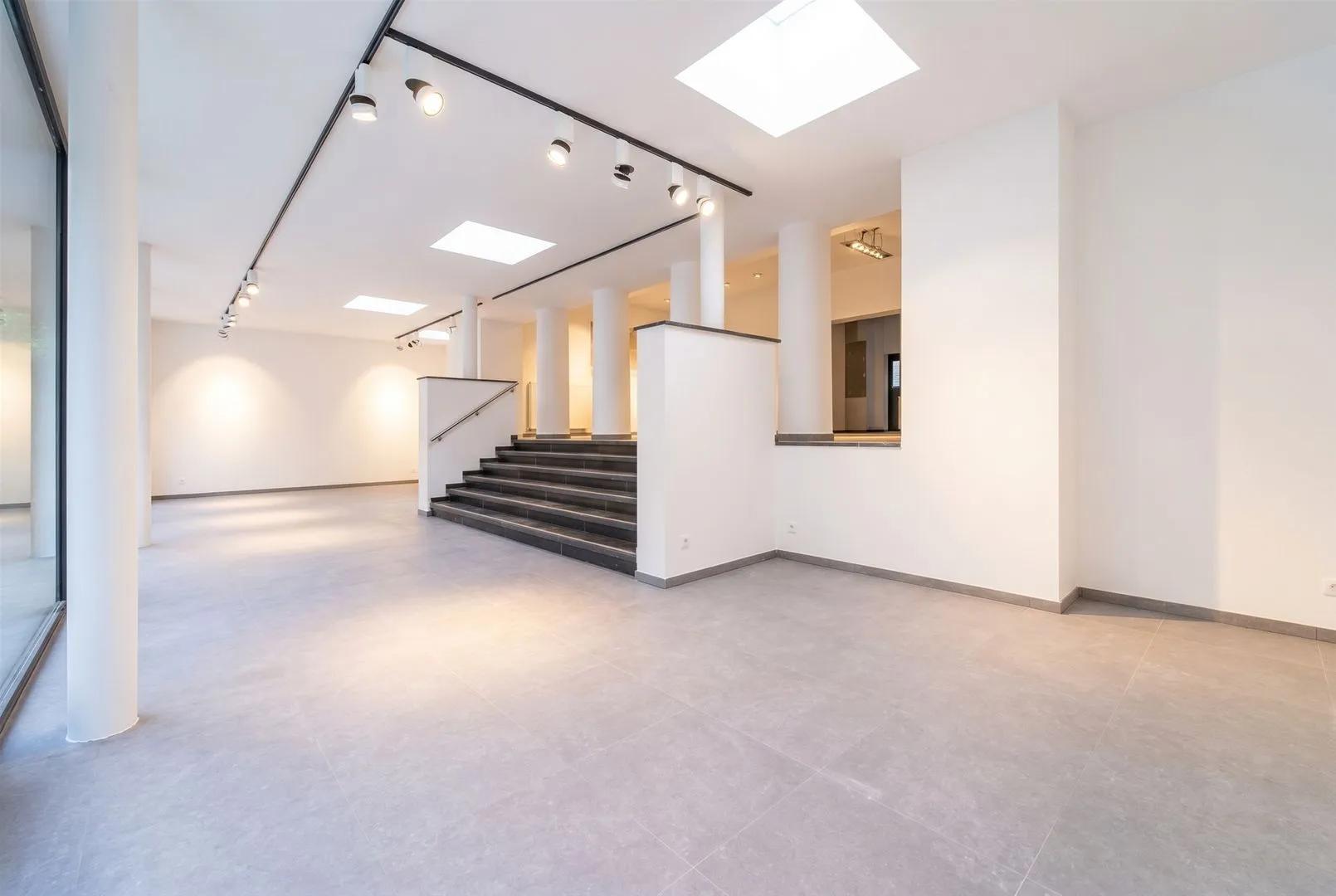 Commerce/Bureaux premium — Visibilité maximale sur la N5 — photo 3