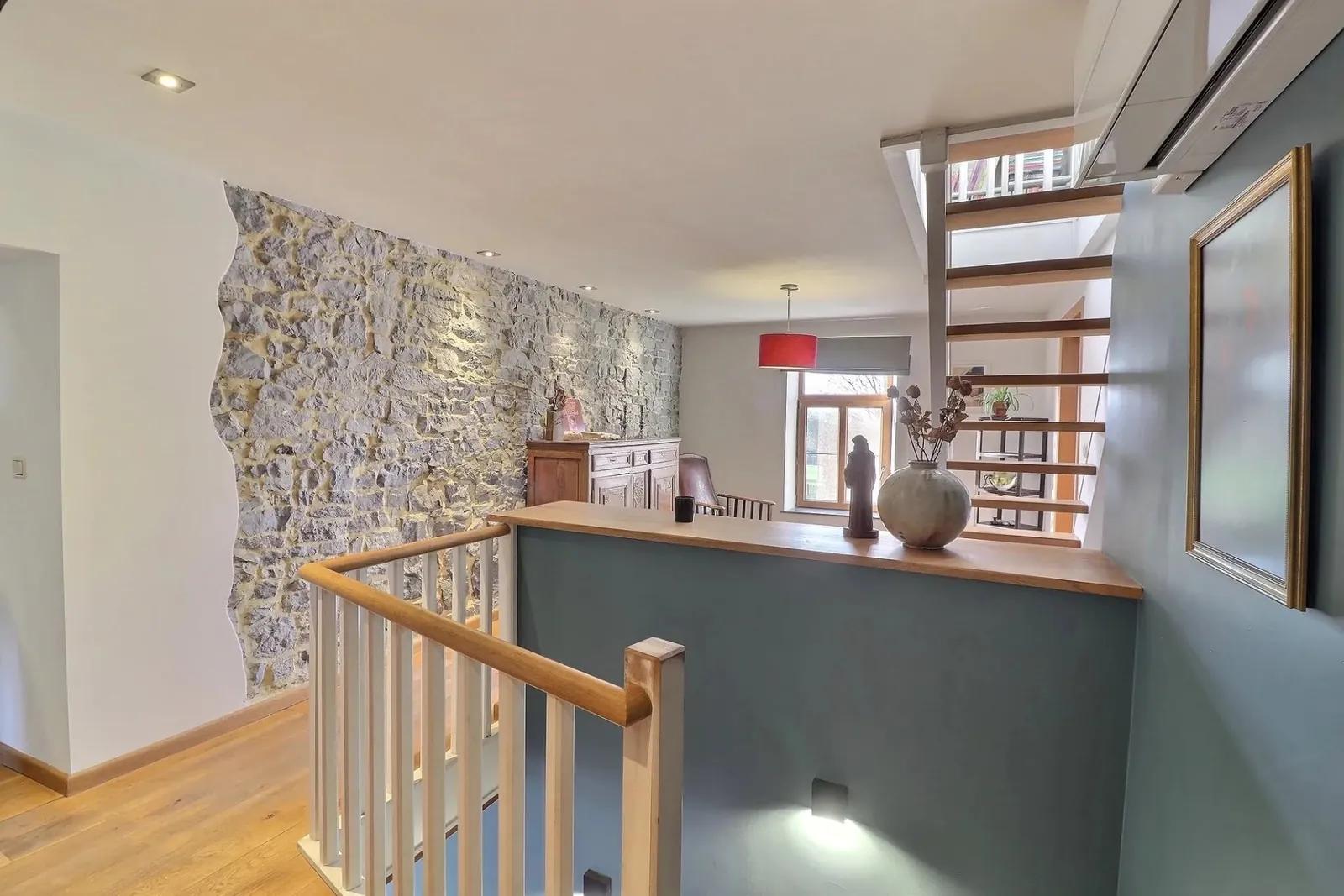 Fermette rénovée sur plus de 30 ares avec étable et garage à Senzeille — photo 7