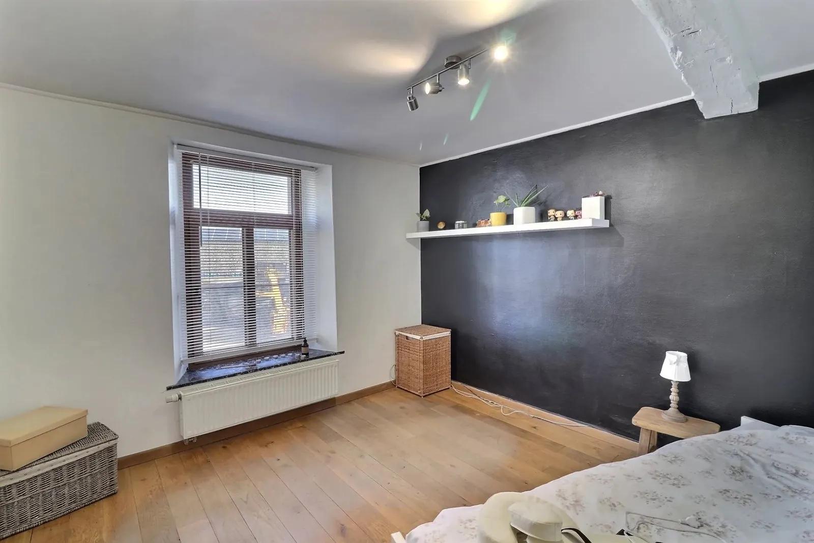 Fermette rénovée sur plus de 30 ares avec étable et garage à Senzeille — photo 9