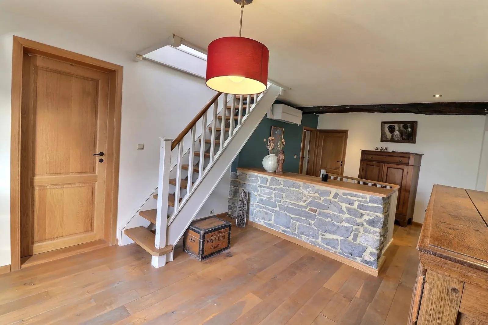Fermette rénovée sur plus de 30 ares avec étable et garage à Senzeille — photo 13