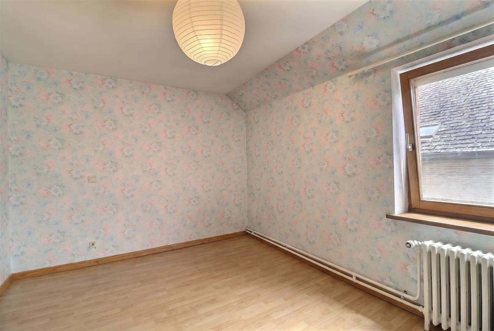 Immeuble mixte idéalement situé sur la grand place! — photo 7