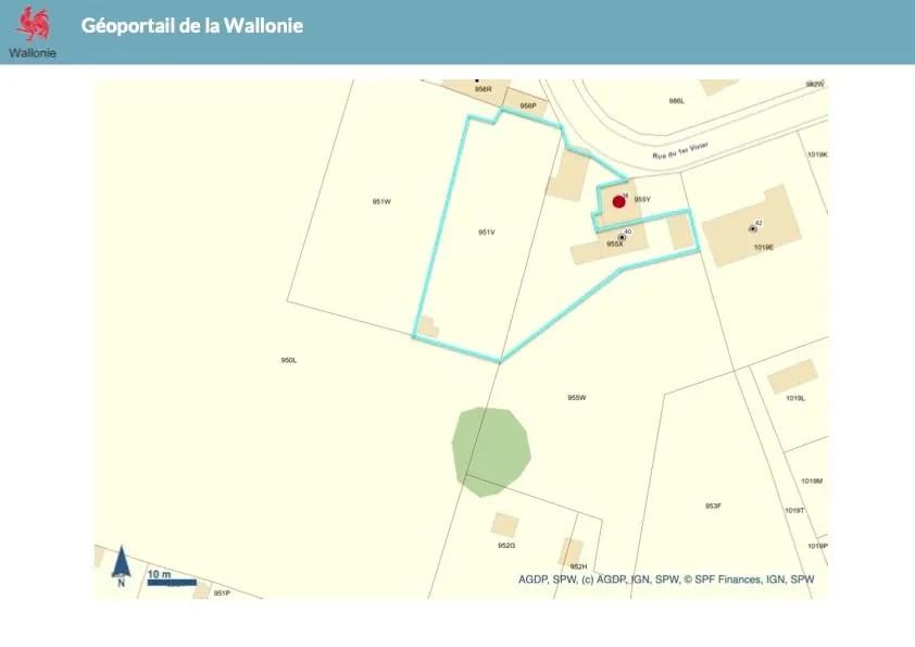 Maison à rénover avec jardin, garage et atelier — photo 10