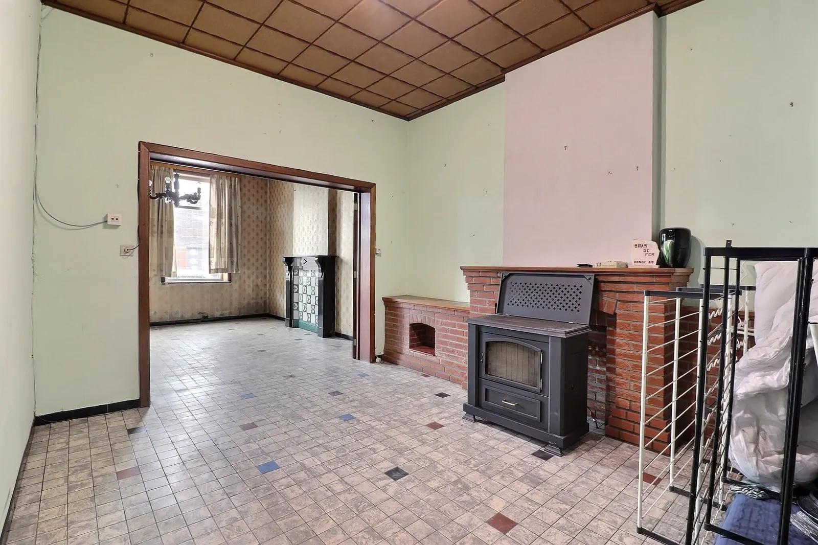 Maison à rénover avec jardin — photo 3