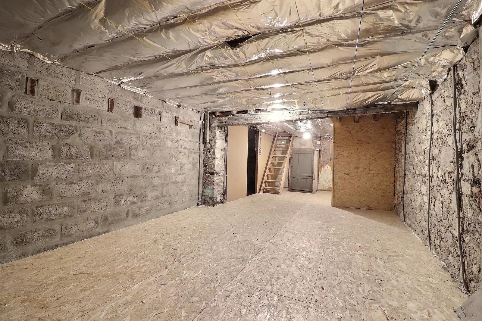 Maison rénovée 3 chambres avec garage et jardin — photo 8