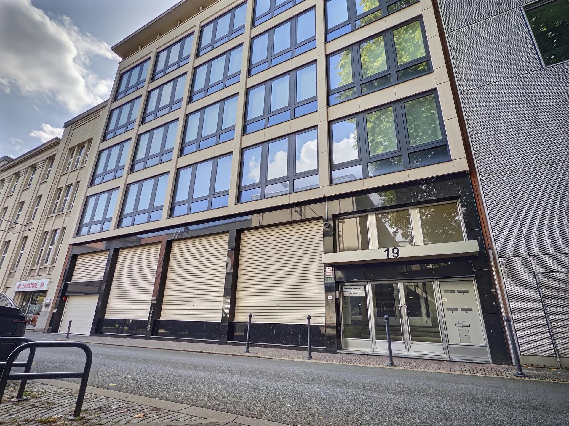 Plateau de bureaux au cœur de Charleroi — photo 7