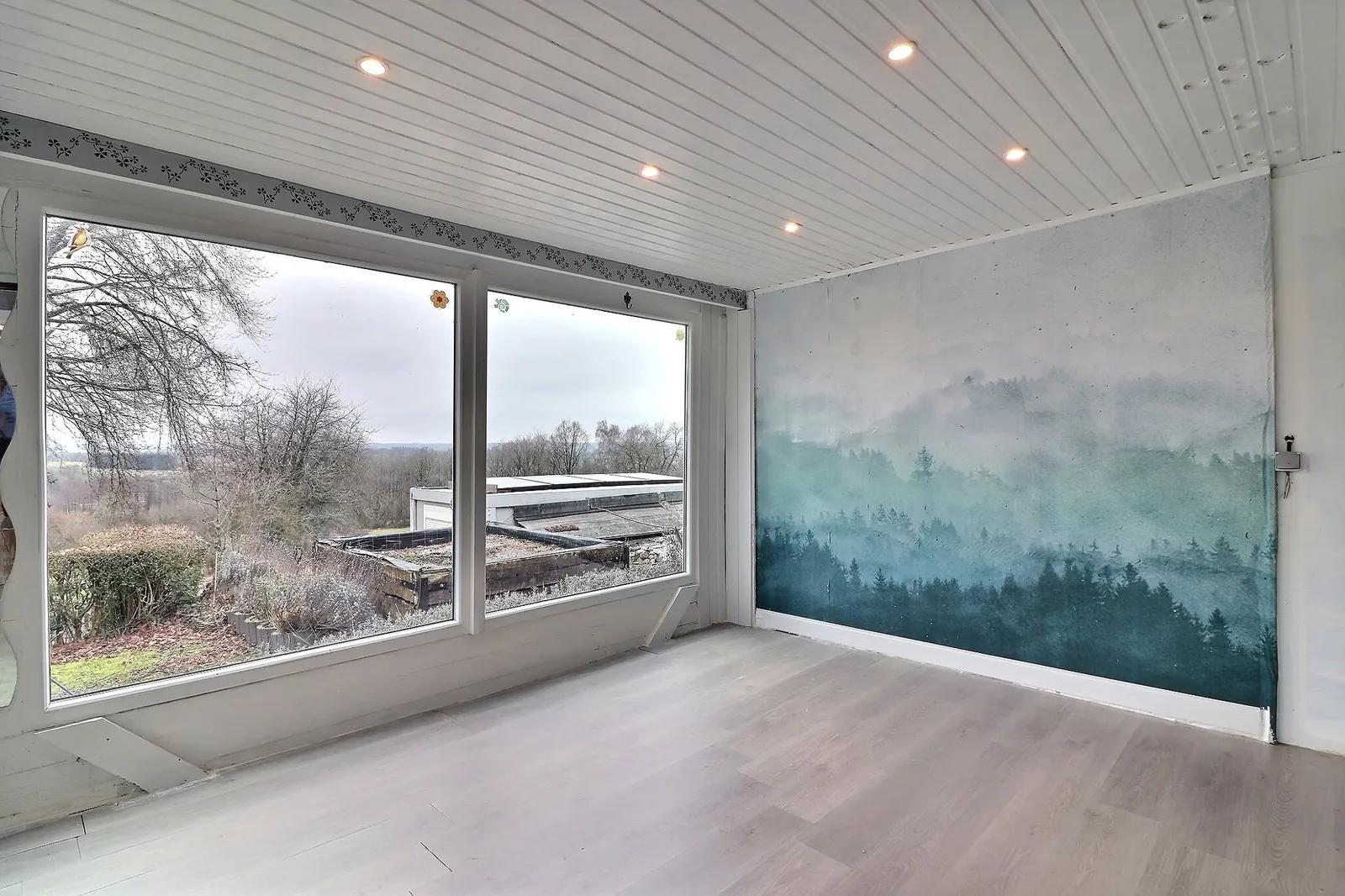 Villa de plain-pied avec grand parking et jardin — photo 10