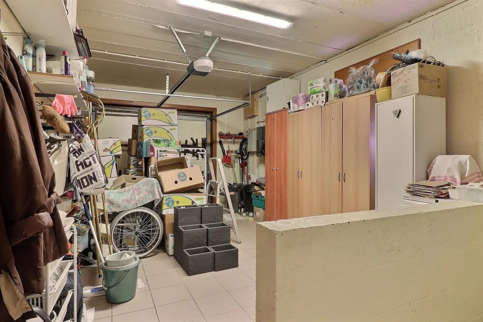 Gelijkvloerse villa aan de bosrand — foto 12